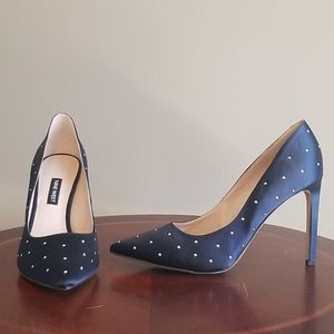 NWOT Nine West Tatiana navy satin pumps - never worn